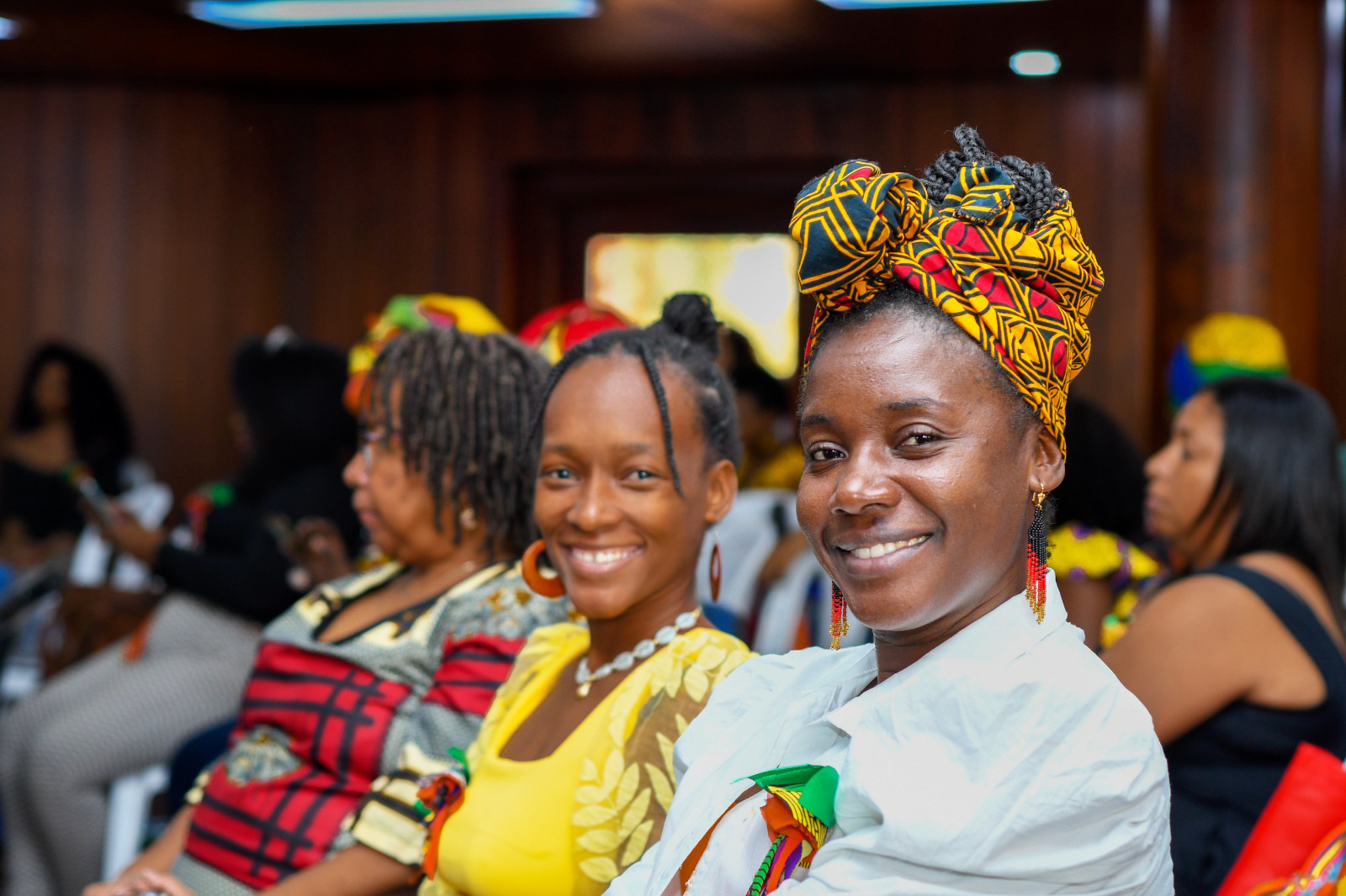 Mujeres Afrocolombianas en el Festival Petronio Álvarez.