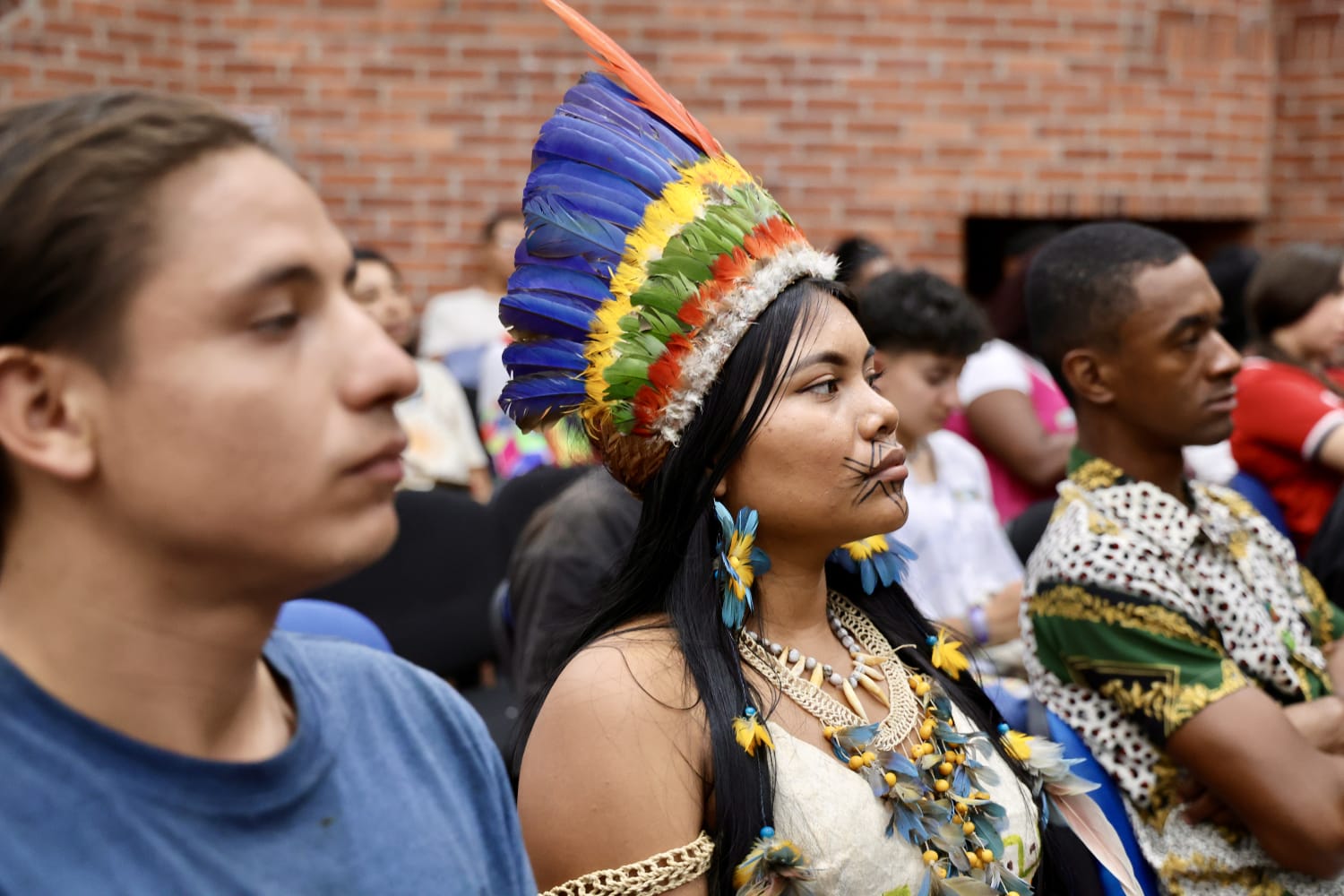 Imágenes del público participante en el evento.